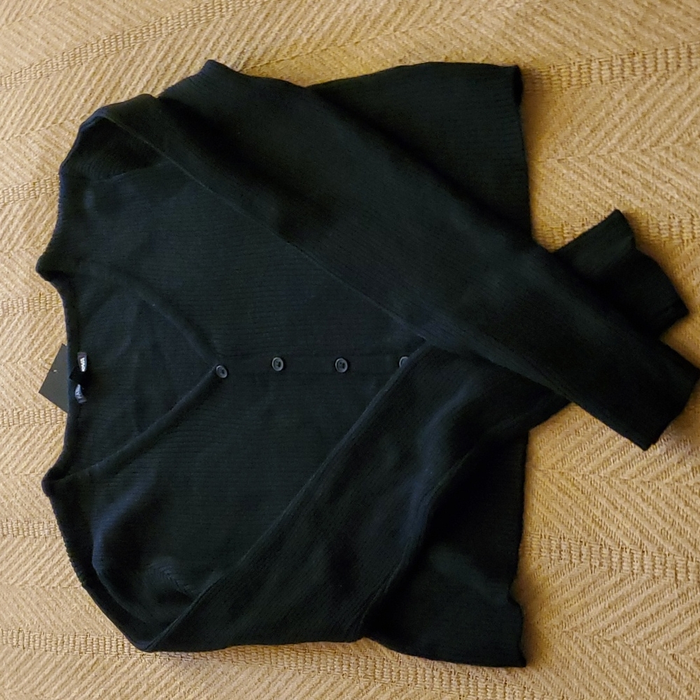 Fashion Nova Black Cropped Sweater